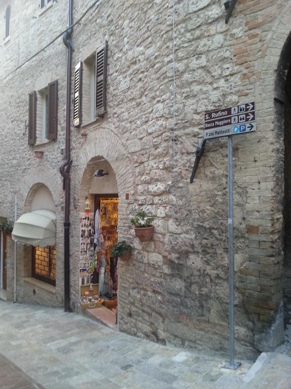 Apartament Il Cortile Di San Rufino Asyż Pokój zdjęcie